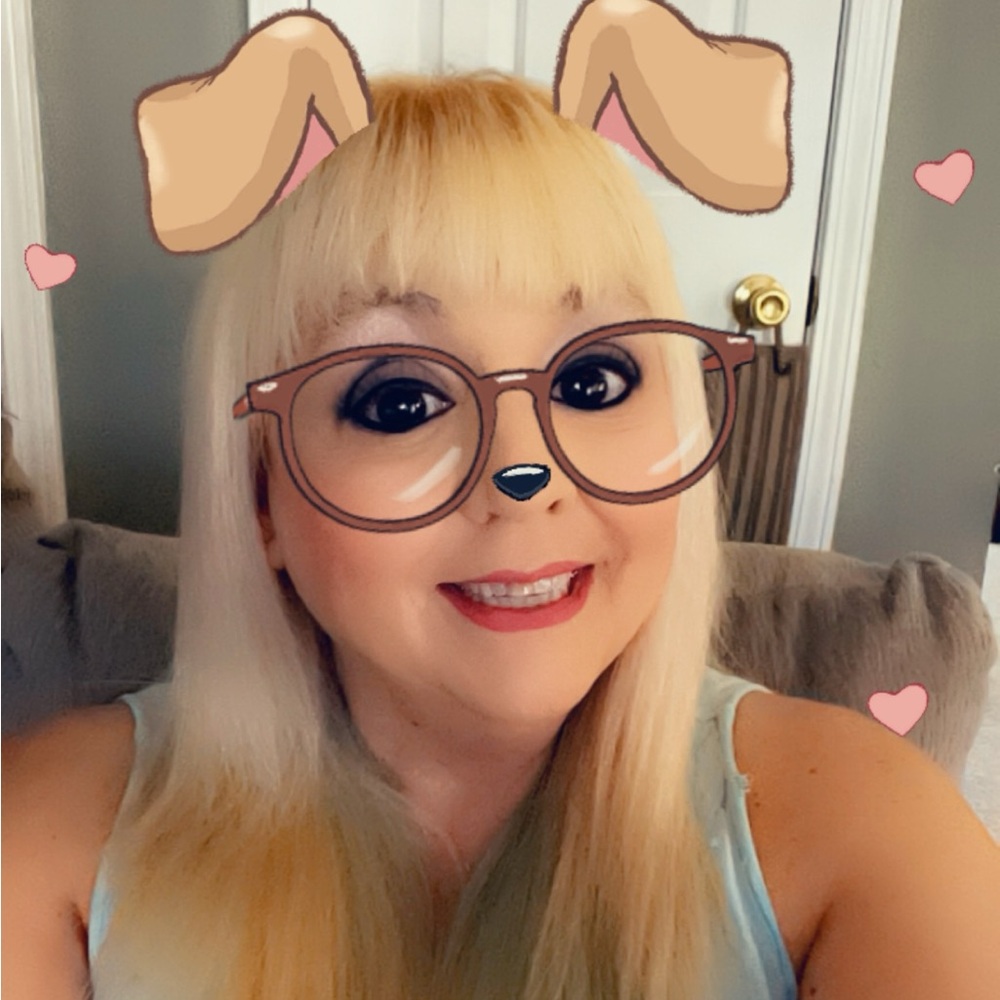 Meet your Posher, Tiffany